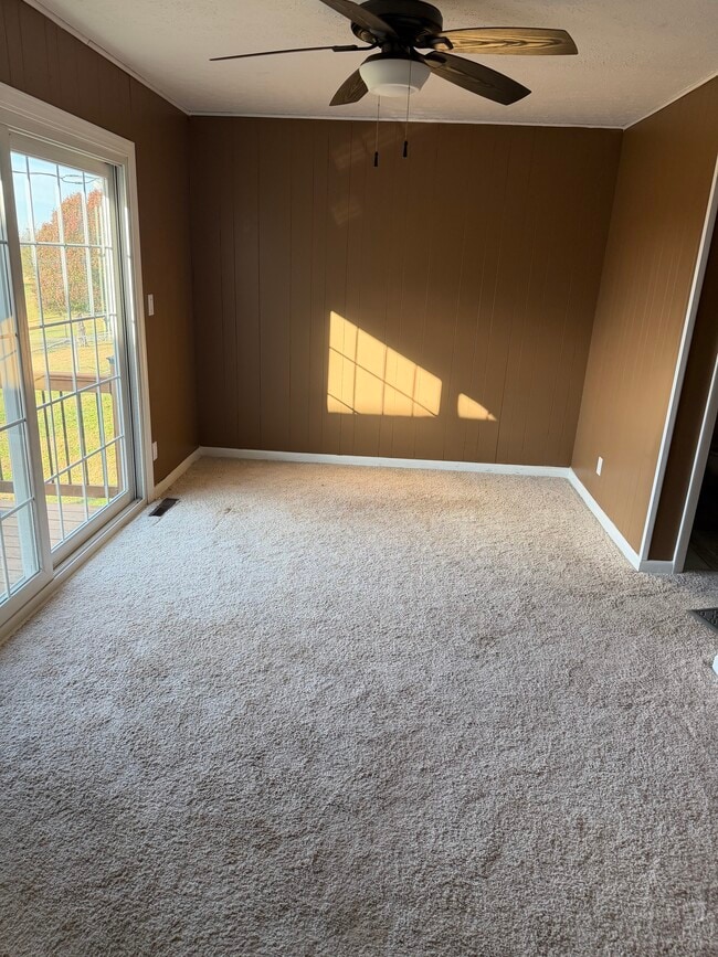 Building Photo - 1605 S 8th St