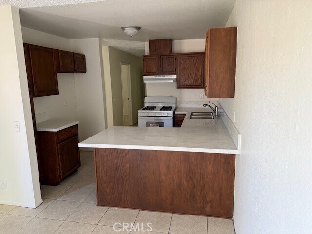 Foto del edificio - 453 E Lancaster Blvd