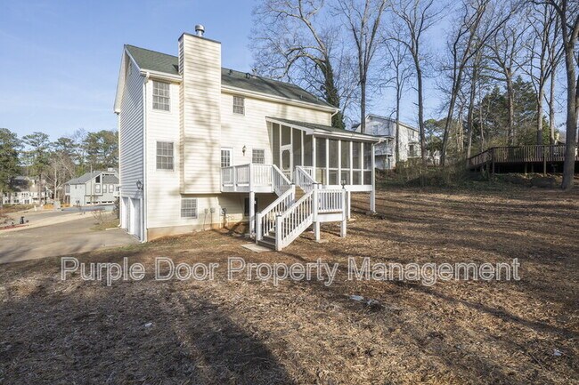 Foto del edificio - 4281 Keheley Lake Dr