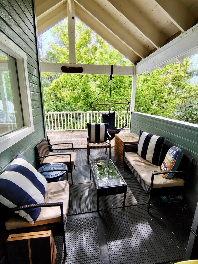 Foto principal - 2424 Mapleton Ave