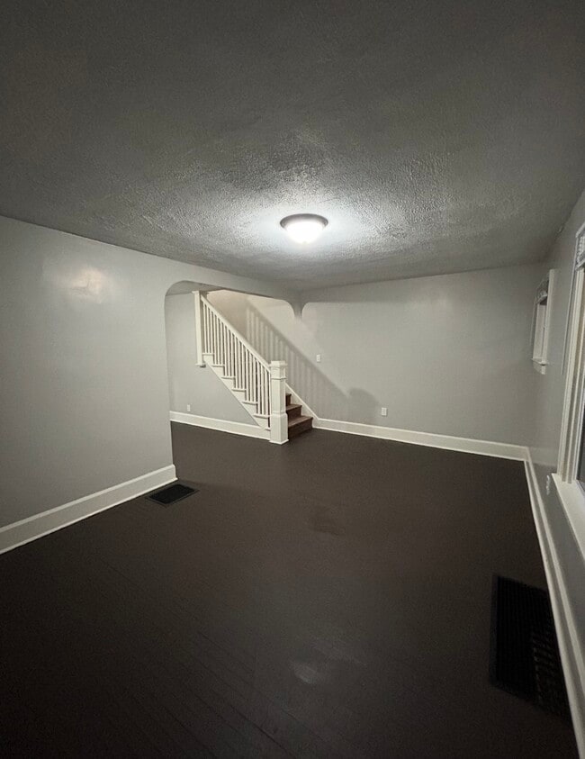 Building Photo - 2215 Morgan St