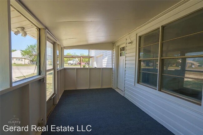 Foto del edificio - 3 br, 2 bath House - 117 FM 382