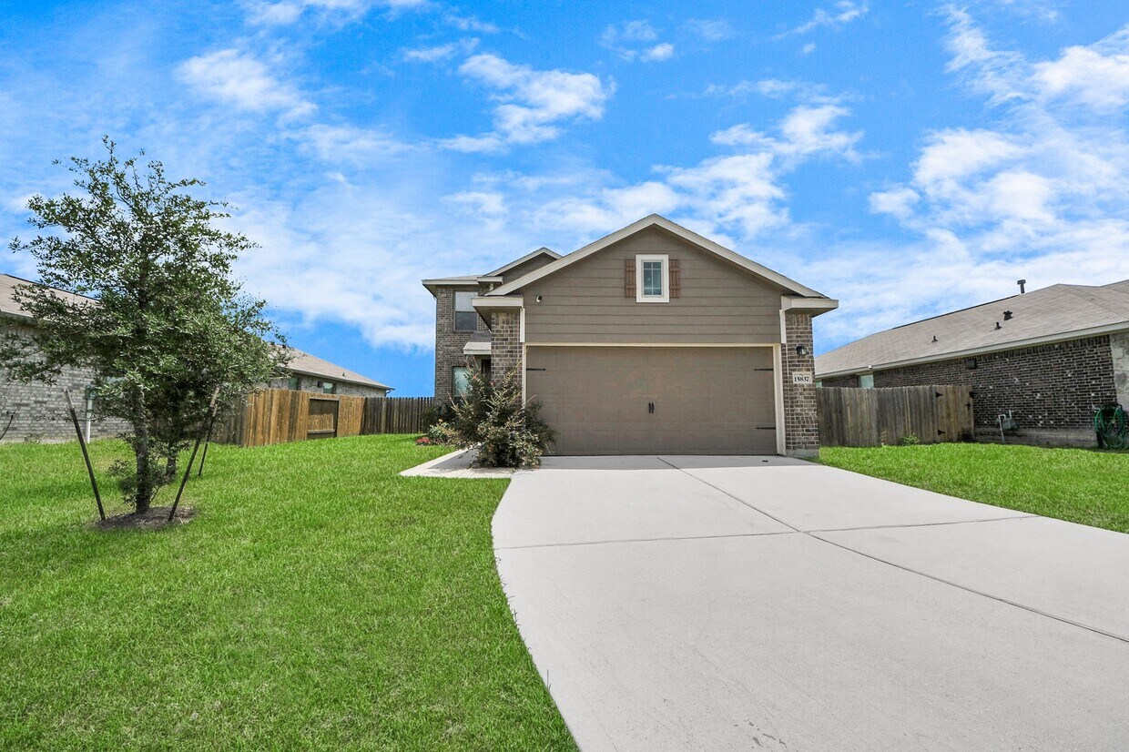 Foto principal - 15837 Roberto Clemente Ct