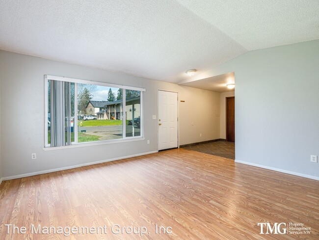 Building Photo - 2 br, 1 bath House - 11001 NE 48th Circle