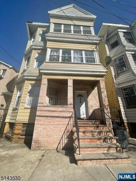 Building Photo - 776 S 18th St