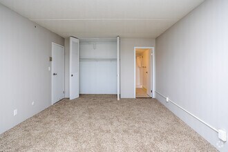 2BR, 2BA - 1,300SF - Arrive Westborough