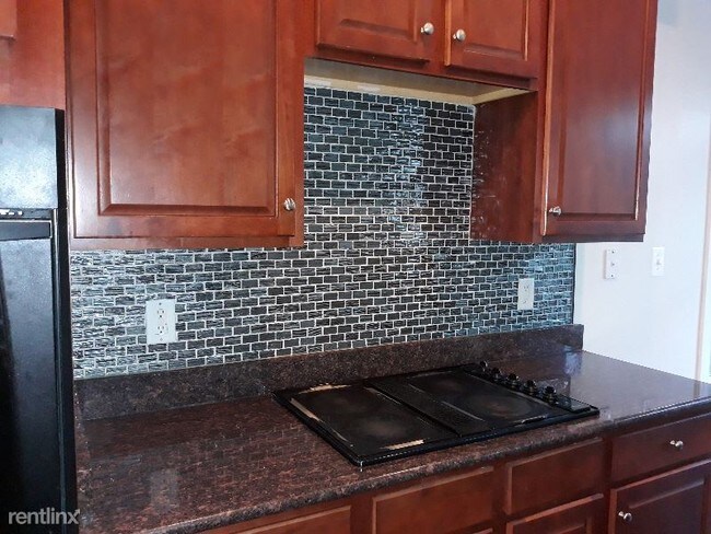 Foto del edificio - 3528 Carriage Walk Ln