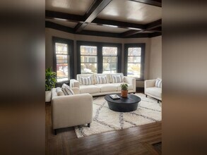 Building Photo - 126 Oxford Ave