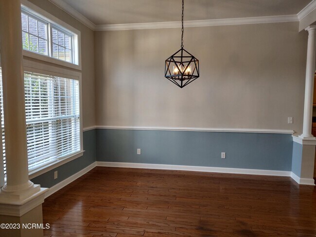 Building Photo - 7391 Balmore Dr SW