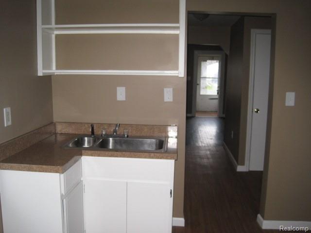 Building Photo - 23416 Easterling Ave