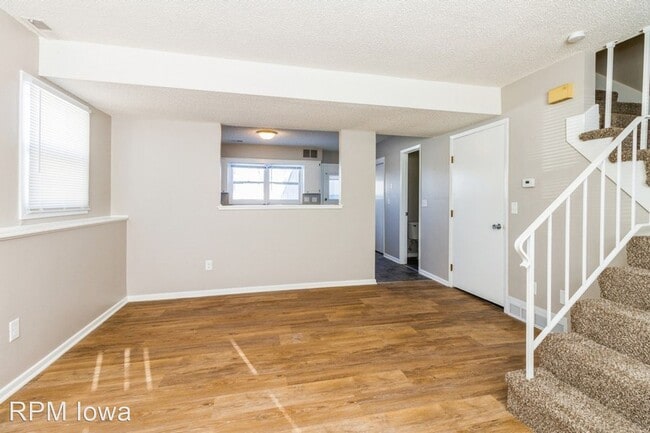 Building Photo - 2 br, 1.5 bath House - 2006 E Caulder Ave
