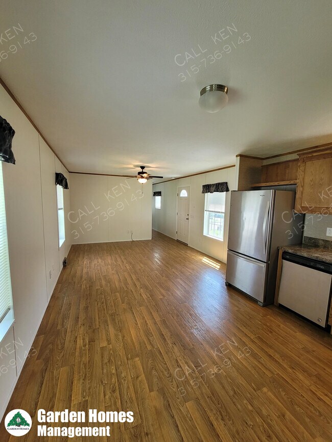 Building Photo - 25 Germond Dr