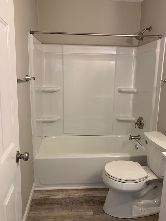 Foto del edificio - Cozy Living on a quiet cul de sac.