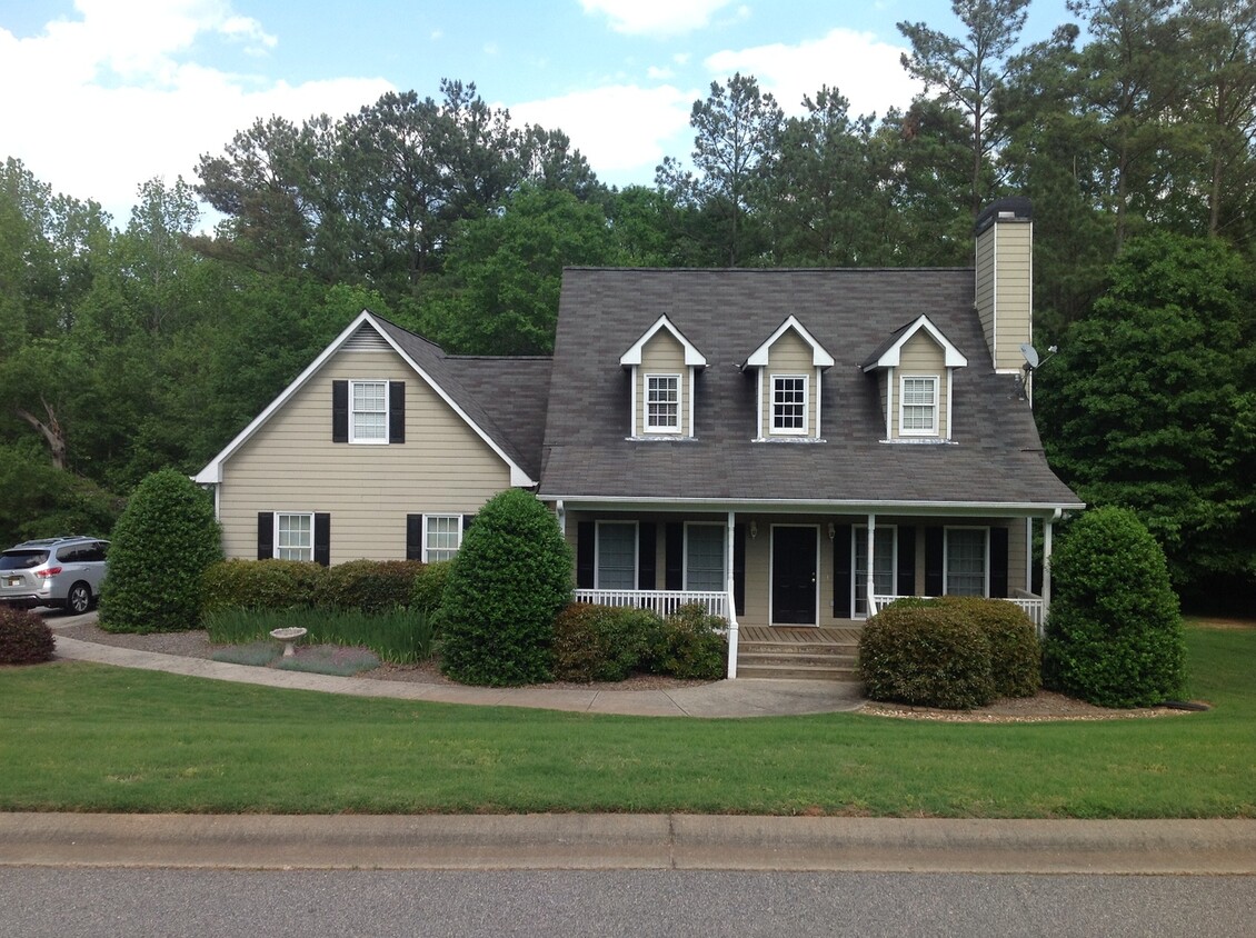 Primary Photo - Great 3br House (plus Bonus Room) in East ...