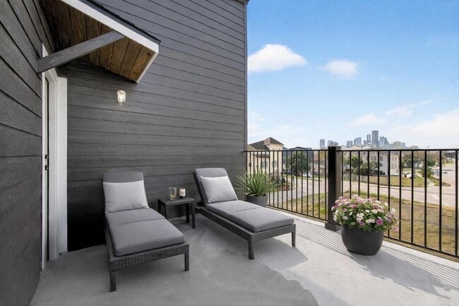 Building Photo - 3411 Nance St