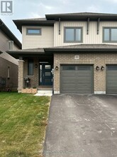 Building Photo - 23 Nipigon St