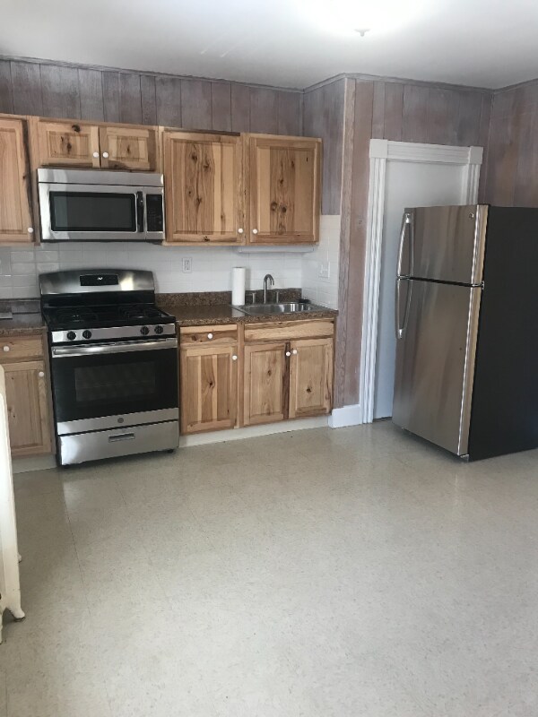 Foto del edificio - 25 R Saunders St