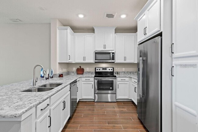 Foto del edificio - 7517 Laureate Blvd