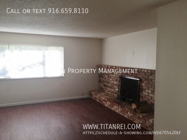 Building Photo - Arden Arcade 2bed/1ba Apartment - Managed ...