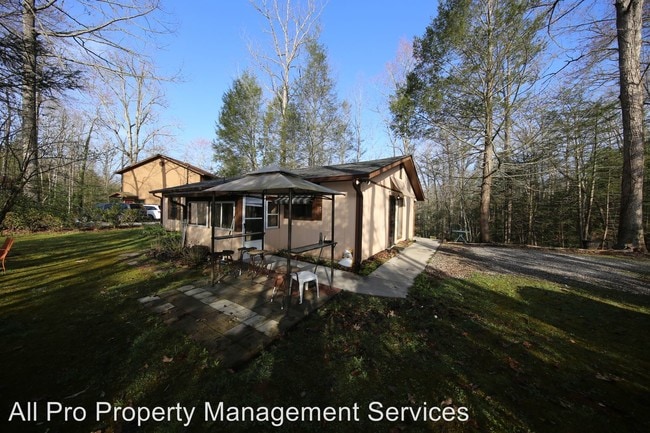 Building Photo - 656 Ownby Dr
