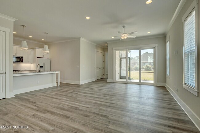 Foto del edificio - 4427 Bannock Cir