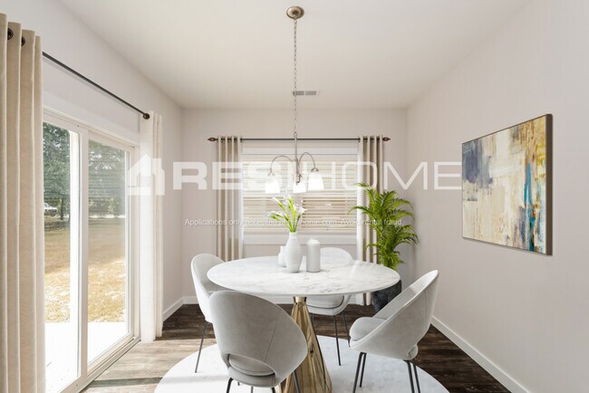 Foto del edificio - 1339 Log Cabin Rd