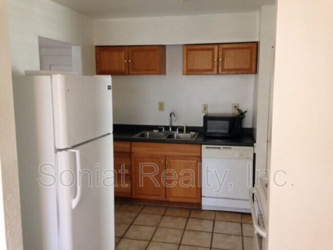 Foto del edificio - 10114 Boulevard Way