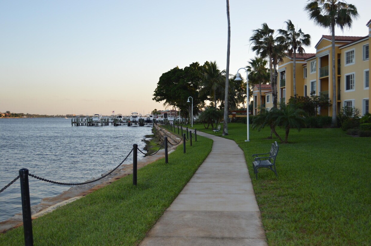 110 Yacht Club Way Unit 204, Hypoluxo, FL 33462 Condo for Rent in