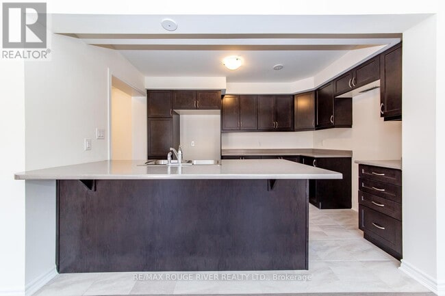 Building Photo - 1061 Clipper Ln