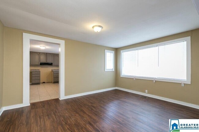 Building Photo - 6939 Johns Rd