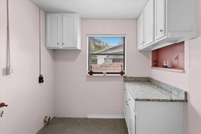 Foto del edificio - 11907 NW 147 Pl
