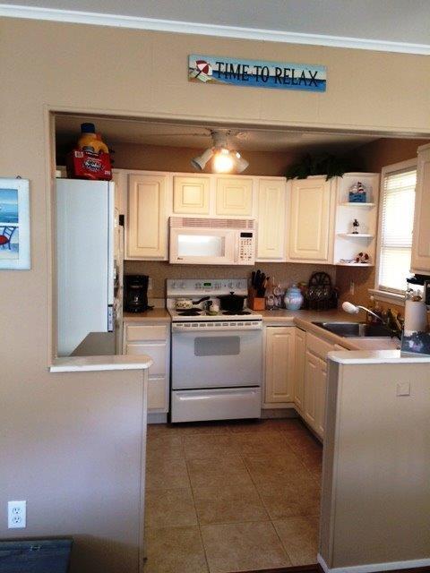 Building Photo - 17 E 12th St