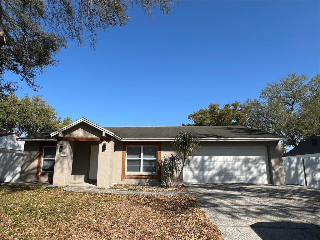 Primary Photo - 2241 Crystal Grove Ln