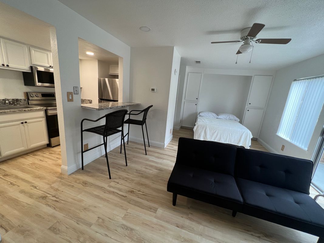 Foto principal - 3701 Colonial Dr