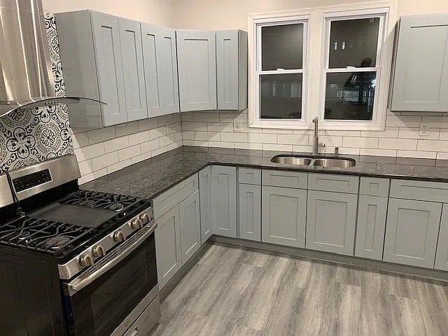 Building Photo - 35-37-37 Irving Ave