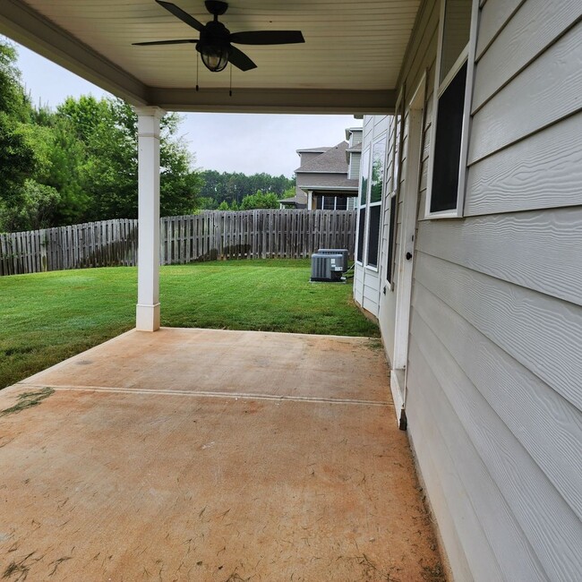 Building Photo - 329 Bella Rose Dr