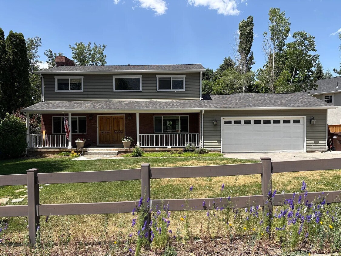 Foto principal - 595 Mountainville Cir