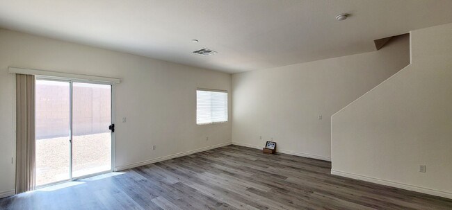 Building Photo - 9315 Indian Corn Ct Unit 103 - 3 Bed/2.5Bath