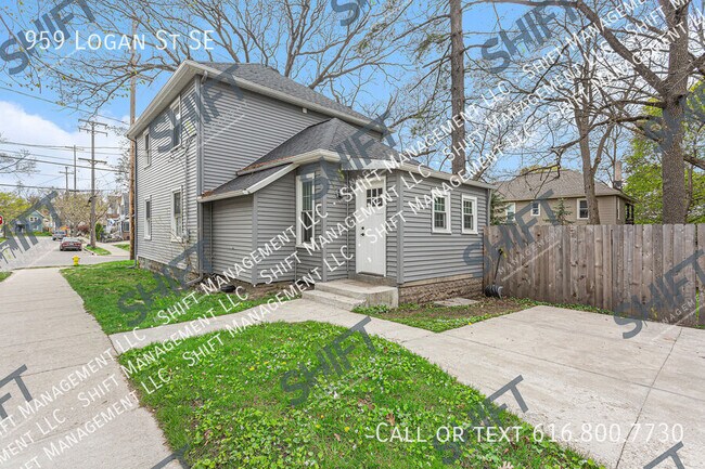 Foto del edificio - 959 Logan St SE