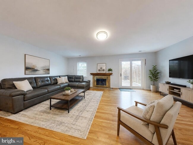 Photo - 7302 Rolling Oak Ln Townhome