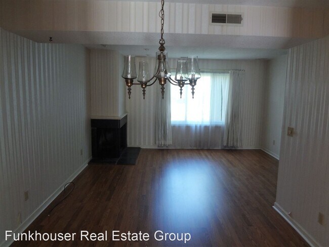 Building Photo - 3 br, 1.5 bath House - 19 Village Square