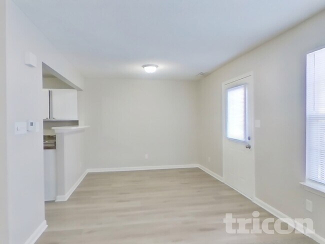 Foto del edificio - 522 Harmony Dr