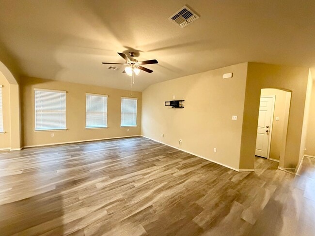 Foto del edificio - Beautiful 4 Bedroom Home in Park Meadows – Available December 1st!