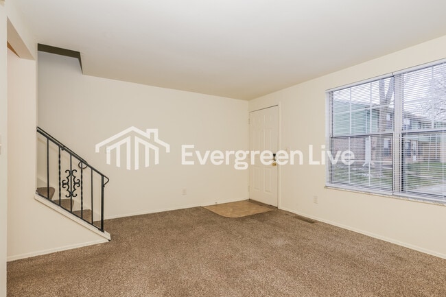 Building Photo - 7977 Mt Hood