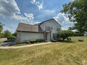 Building Photo - 3313 Bromley Ln