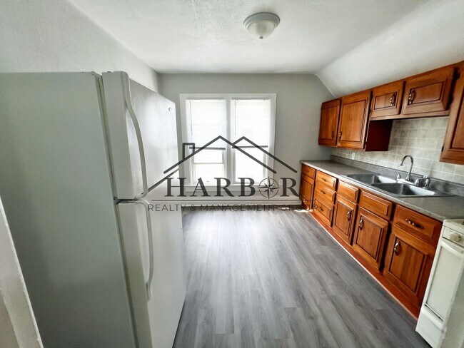 Foto del edificio - Large Renovated Studio! - SPECIAL! 1 Month Free