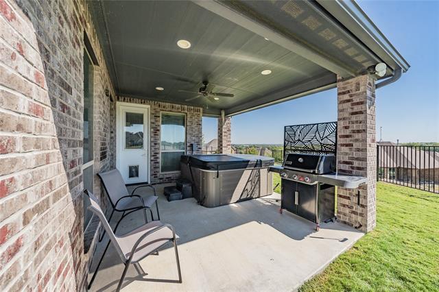 Foto del edificio - 8208 Indian Hills Ct