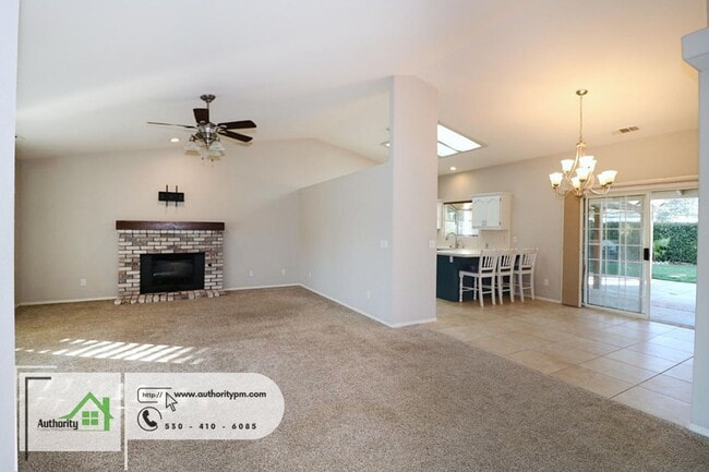 Building Photo - 2378 Castlewood Dr