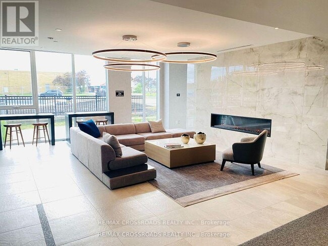 Building Photo - 185 Deerfield Rd