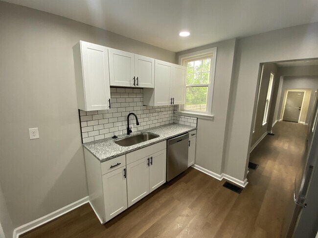 Building Photo - 1451 Wendell Ave